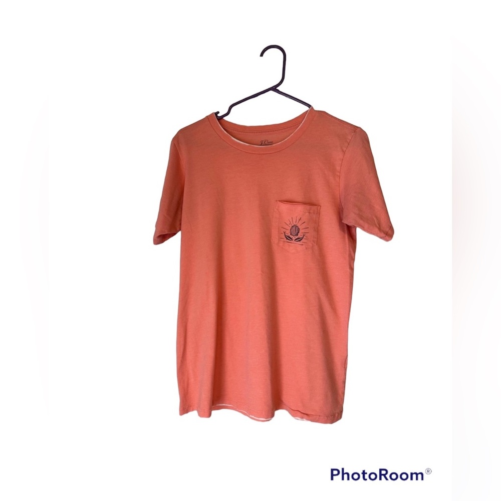 J crew Pocket Tee Peach Size Small